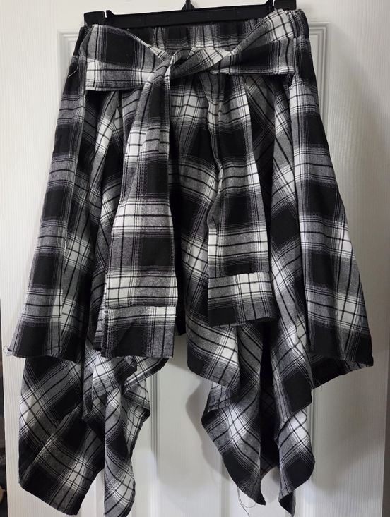 SHEIN Dresses & Skirts - Black & White Plaid Asymmetrical Tie-Waist Skirt
